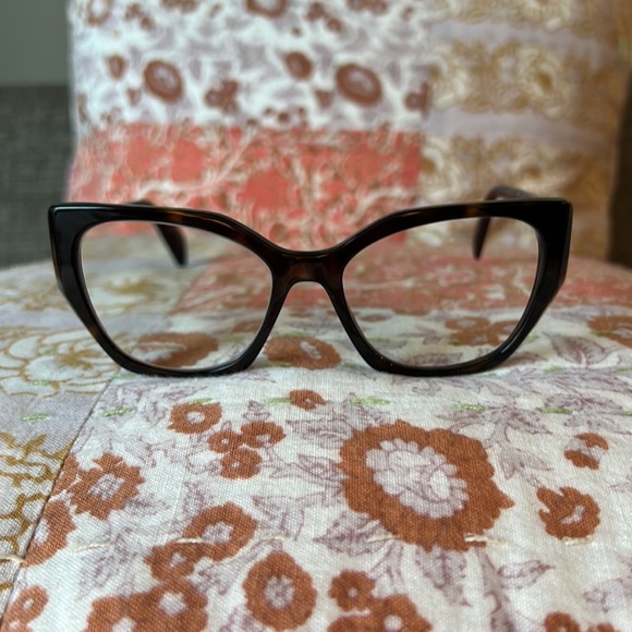 Prada eye glasses - Picture 5 of 9